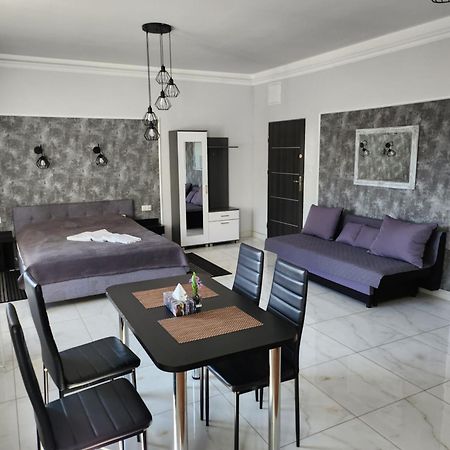 Apartamenty Polna Ostrowiec Świętokrzyski Buitenkant foto