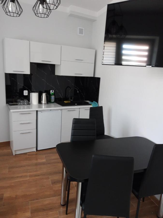 Apartamenty Polna Ostrowiec Świętokrzyski Buitenkant foto