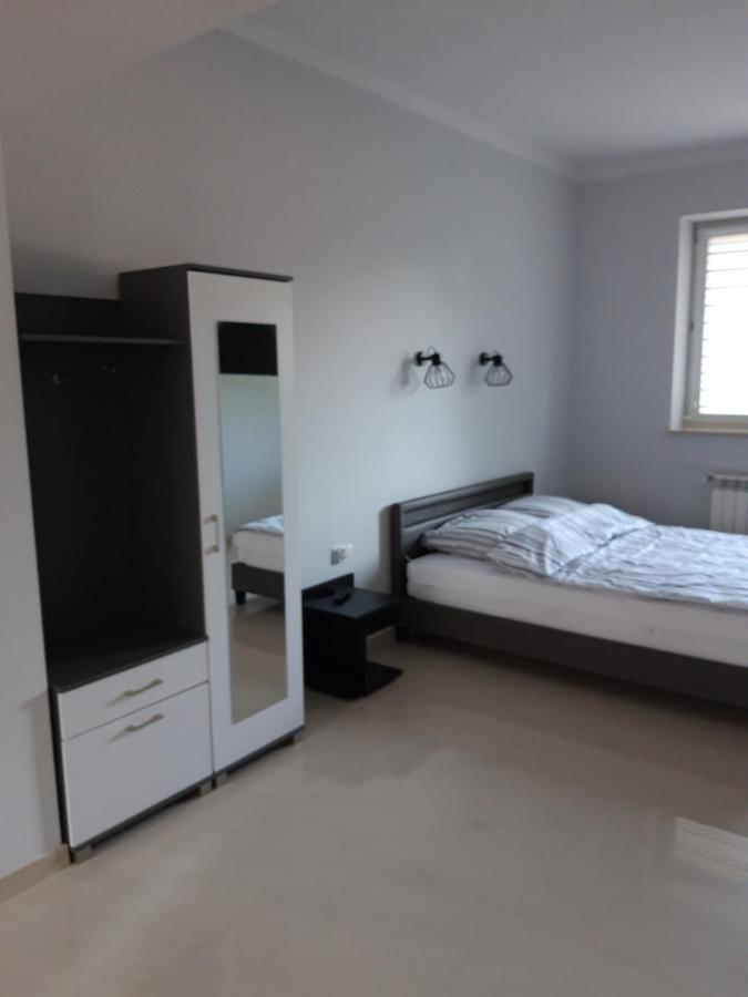 Apartamenty Polna Ostrowiec Świętokrzyski Buitenkant foto