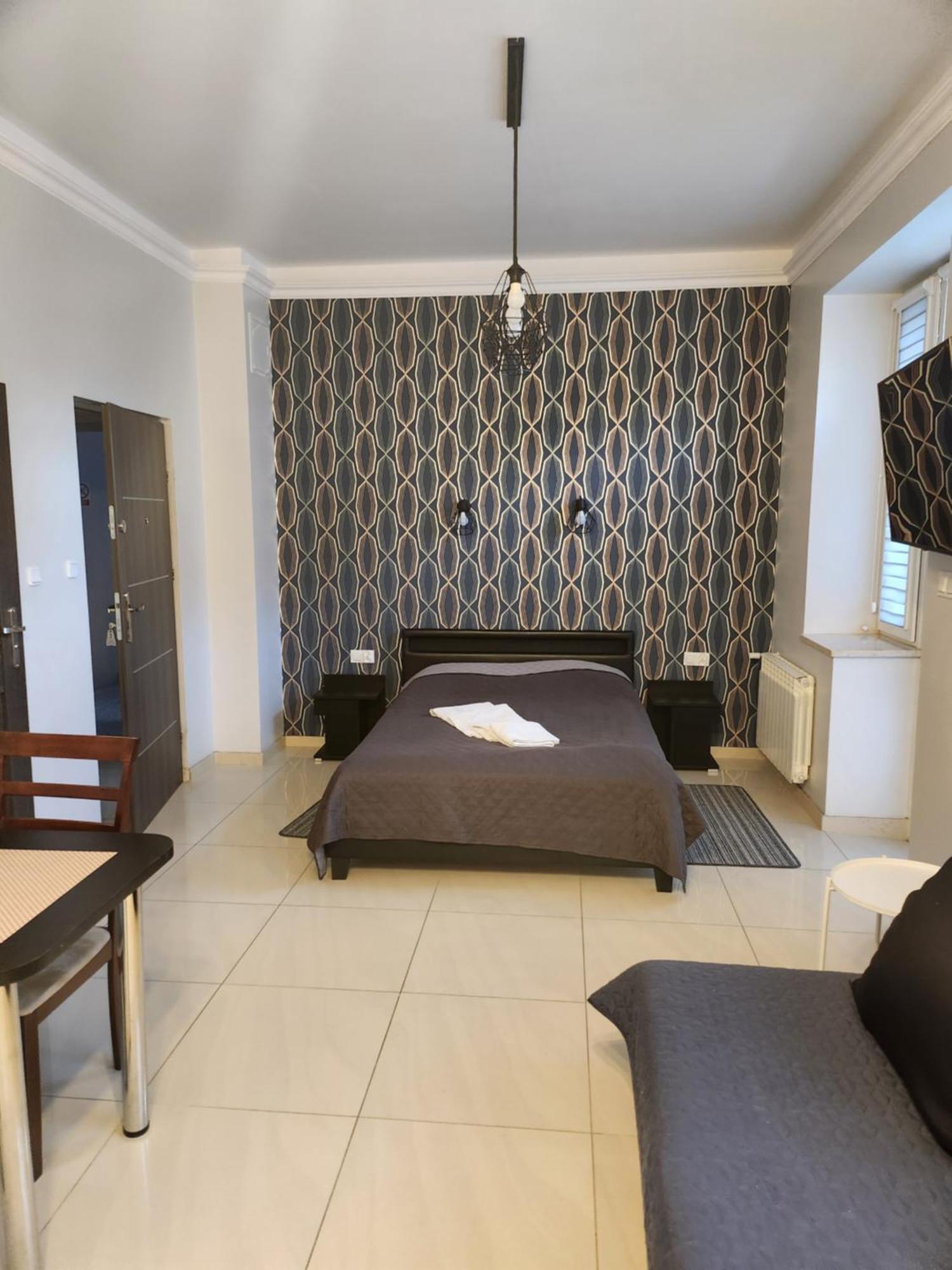 Apartamenty Polna Ostrowiec Świętokrzyski Buitenkant foto